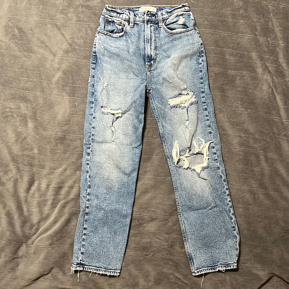 Abercrombie Ultra High Rise Jeans - Picture 1 of 2